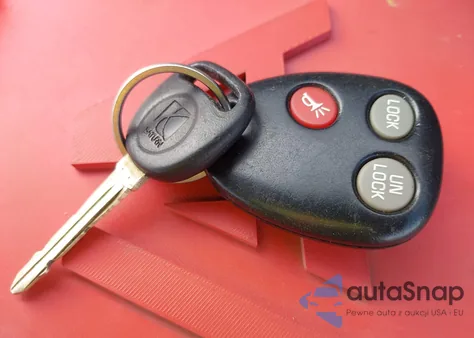 2002 Saturn Vue 4 Cyl из США, поврежденный, VIN 5GZCZ23DX2S816040